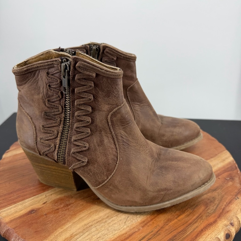 Musse‎ & Cloud coolway Athya western bootie leather stacked block heel zigzag 6